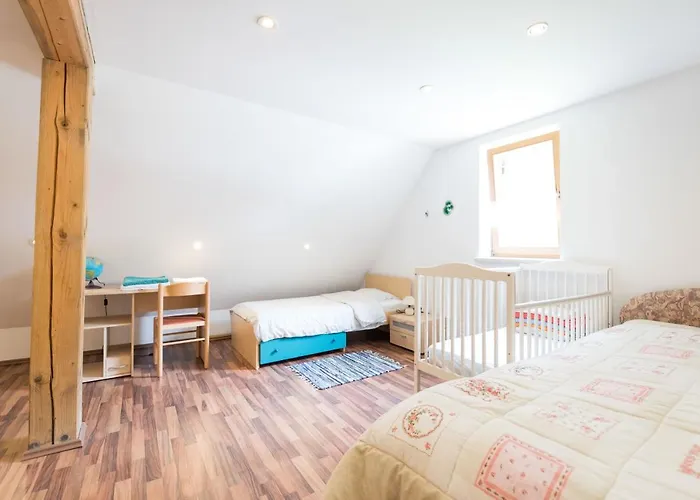 Yellow House Hébergement de vacances